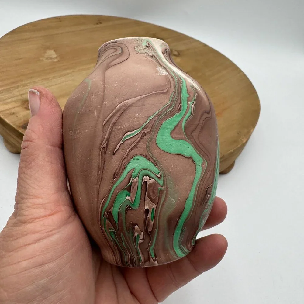 vintage Nemadji Pottery swirl Glacier National Park souvenir MCM vase